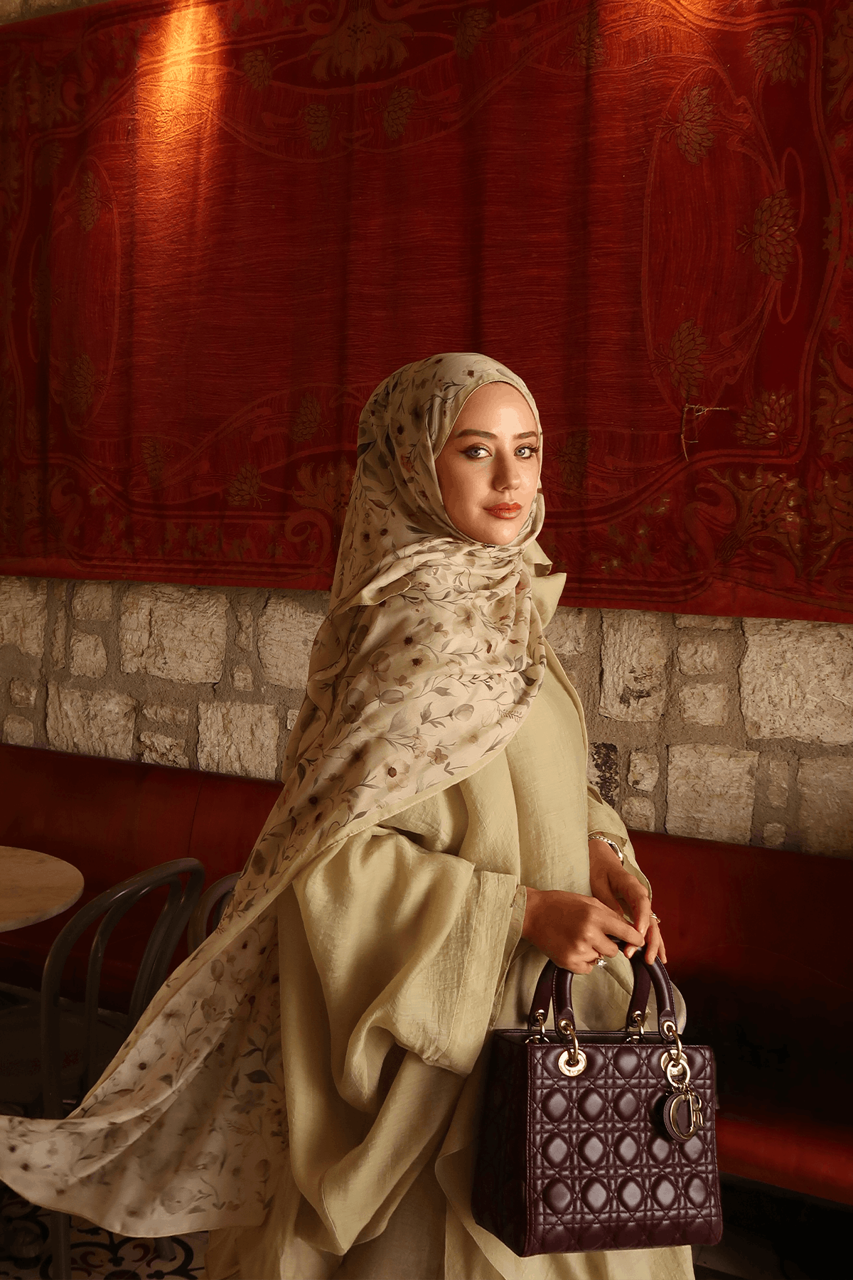 Lyra Rami Şal - Taş