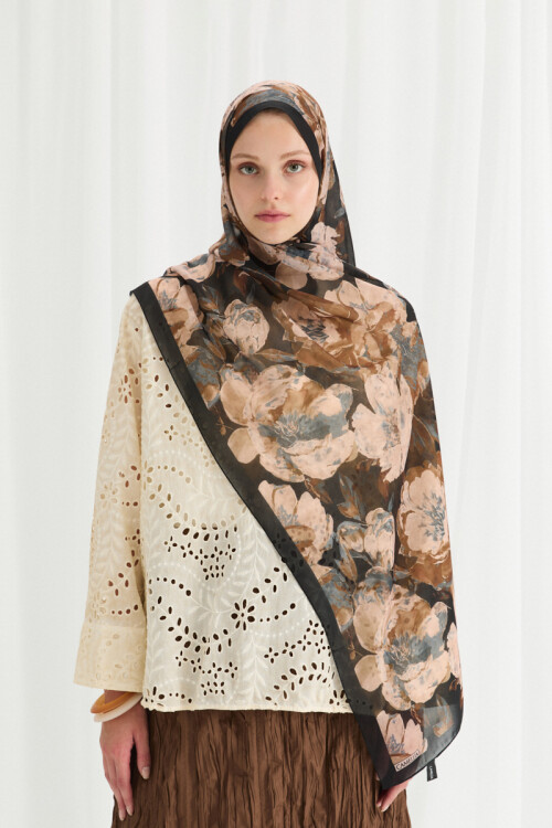 Aura İpek Krep Şal - Siyah-Bej - Camellia Scarfs