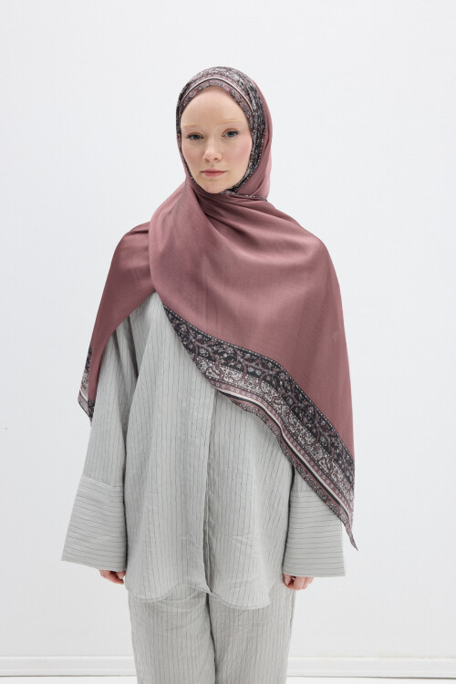 Border Shine Collection - Gül Kurusu - Camellia Scarfs