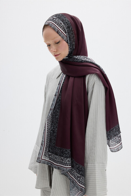 Border Shine Collection - Erik Çürüğü - Camellia Scarfs (1)