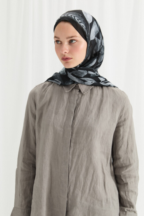 Camellia İpek Krep Şal - Siyah - Camellia Scarfs (1)