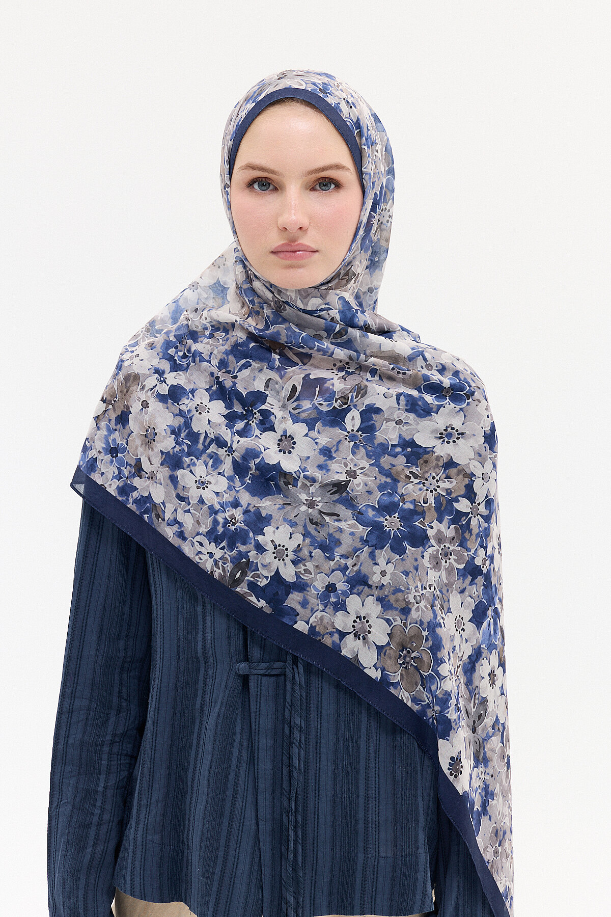 Çıtır Çiçek Desen Soft Pamuk Şal - Lacivert - Camellia Scarfs