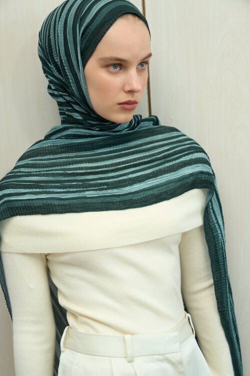 Ecru Dreams Müslin Şal - Zümrüt Yeşili - Camellia Scarfs (1)