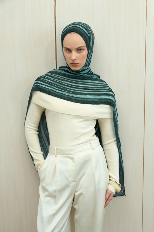 Ecru Dreams Müslin Şal - Zümrüt Yeşili - Camellia Scarfs