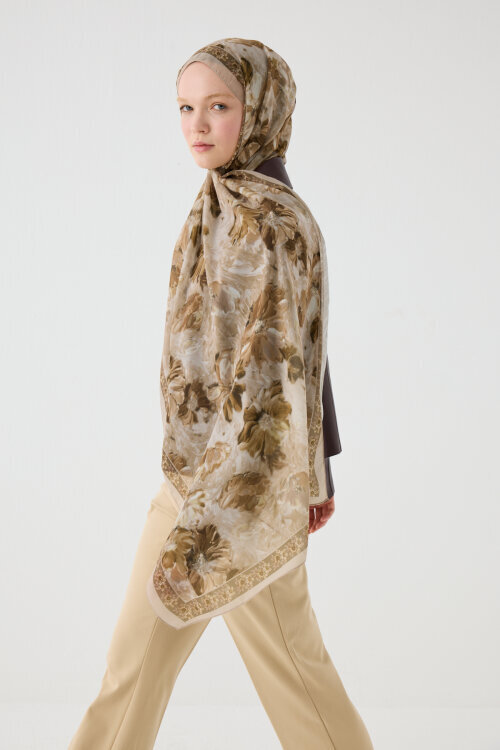Floransa İpek Krep Şal - Bej - Camellia Scarfs (1)
