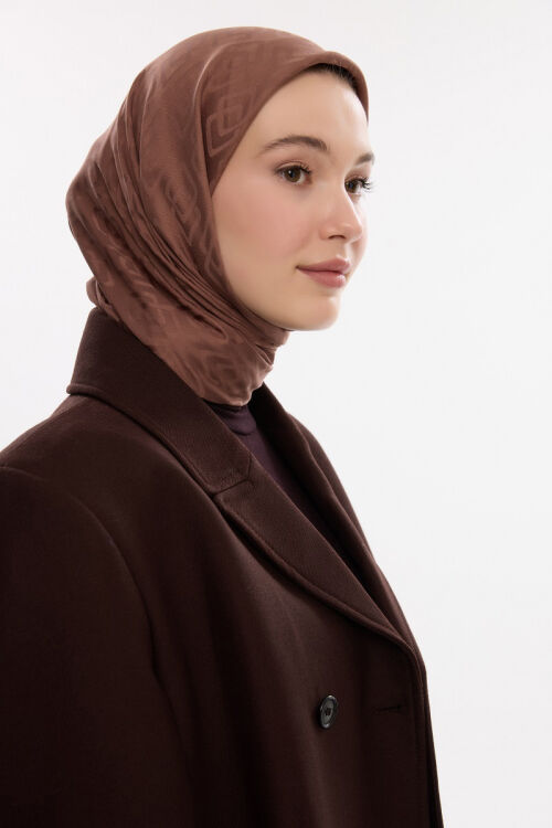 İpeksi Jakar Dama Desen Eşarp - Açık Kahve - Camellia Scarfs