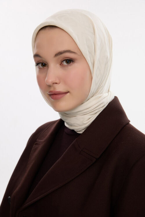 İpeksi Jakar Dama Desen Eşarp - Badem Sütü - Camellia Scarfs (1)