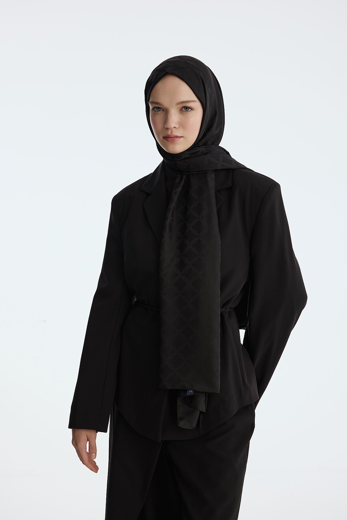 İpeksi Jakar Şal Zincir desen - Siyah - Camellia Scarfs (1)