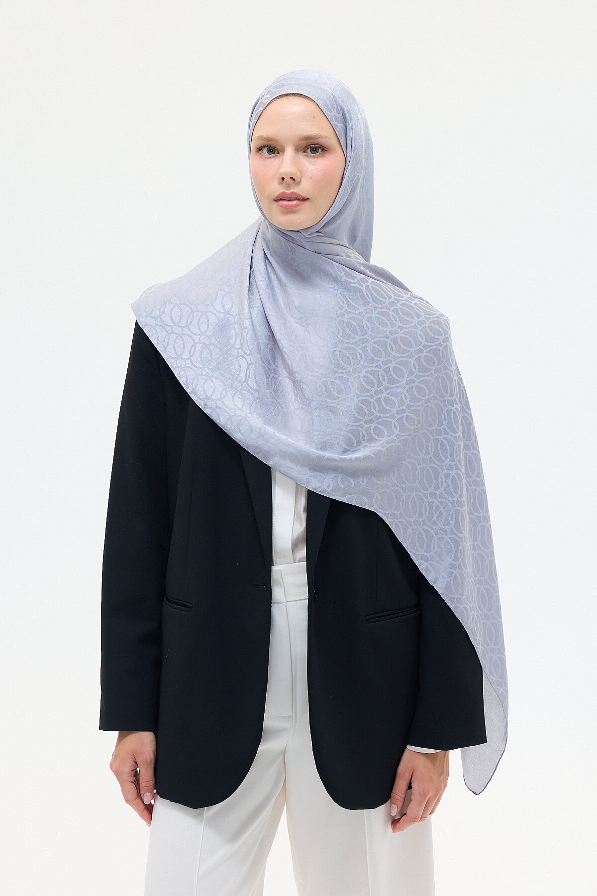 İtalyan Jakar Şal Çember Desen - Gümüş - Camellia Scarfs