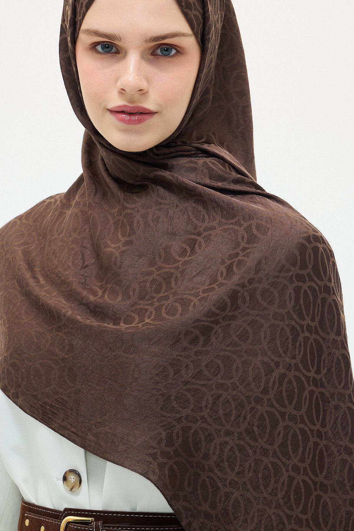İtalyan Jakar Şal Çember Desen - Kahve - Camellia Scarfs (1)