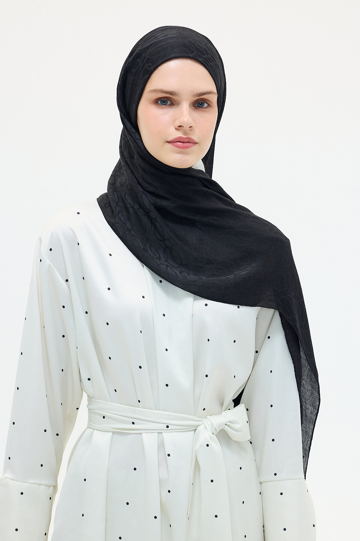 İtalyan Jakar Şal Çember Desen - Siyah - Camellia Scarfs (1)