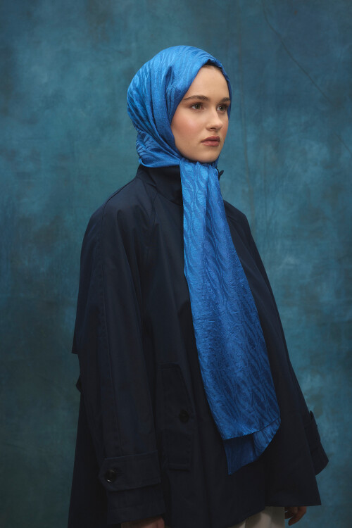 İtalyan Jakar Şal Dalga Desen - İndigo - Camellia Scarfs (1)