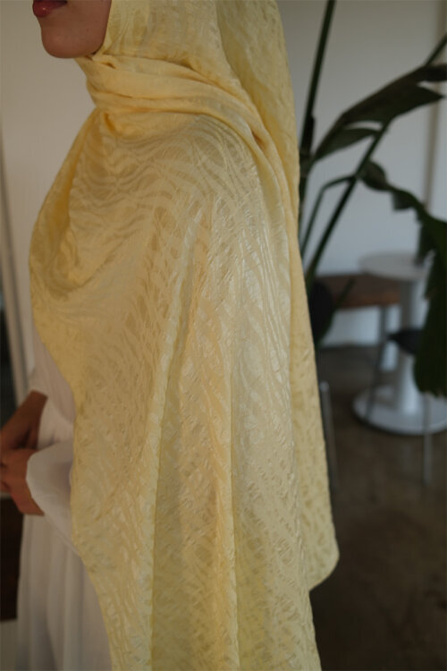 İtalyan Jakar Şal Dalga Desen - Tereyağ Sarısı - Camellia Scarfs (1)