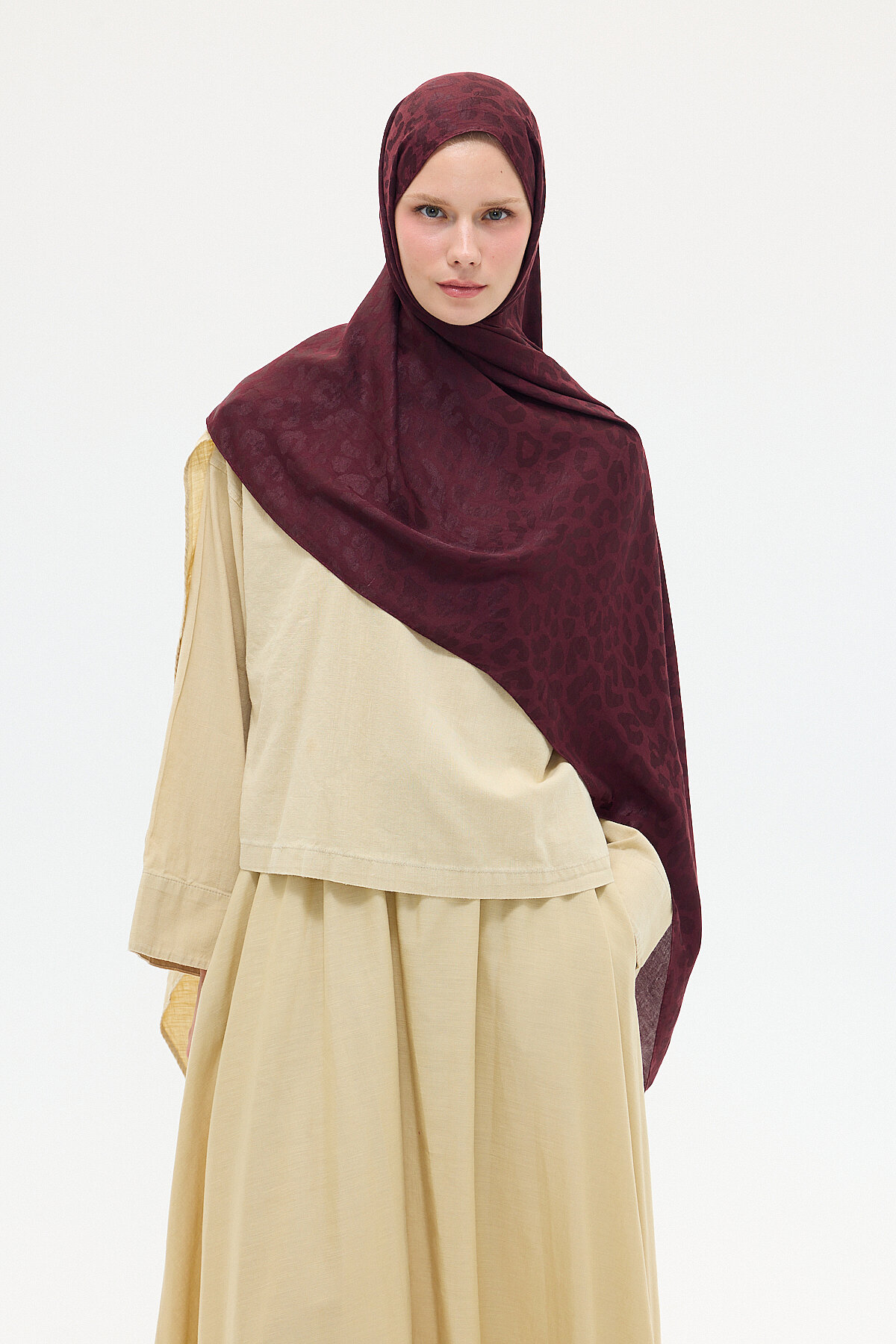 İtalyan Jakar Şal Leopar Desen - Bordo - Camellia Scarfs (1)