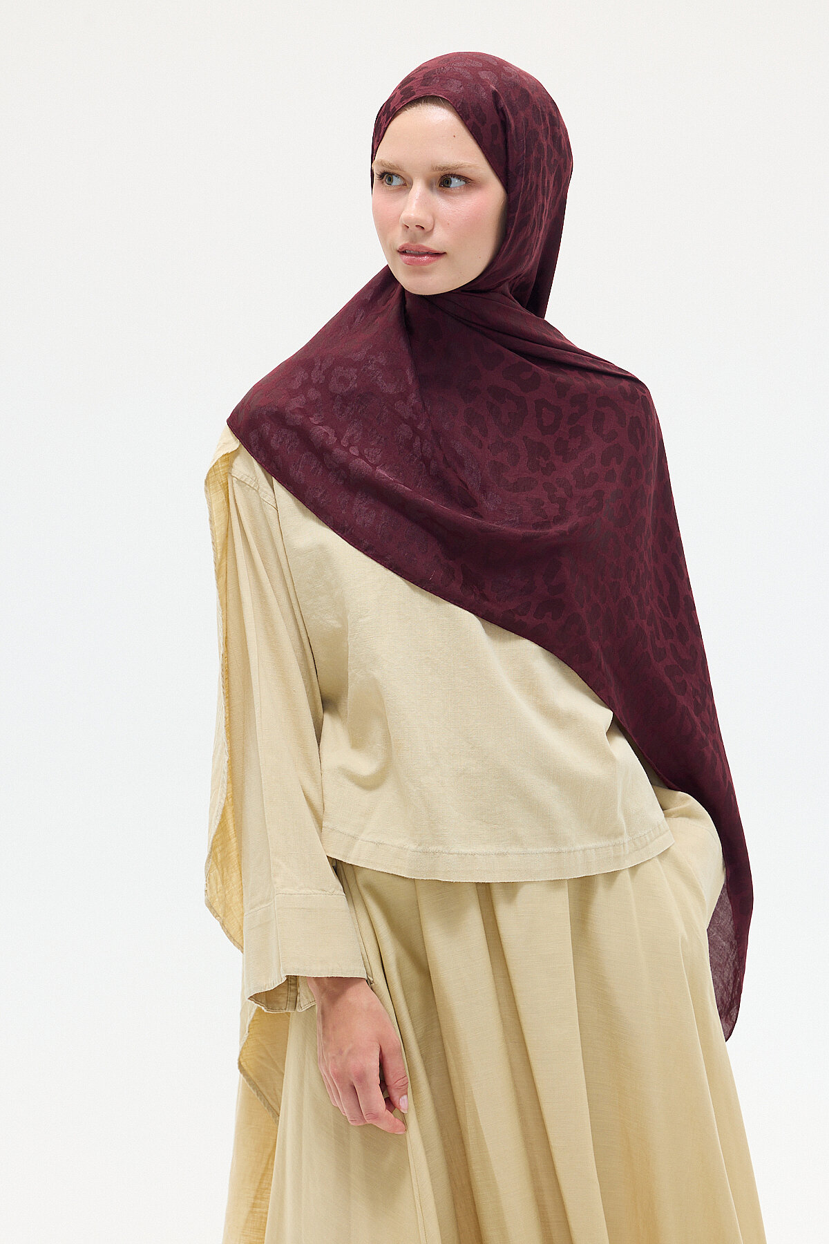 İtalyan Jakar Şal Leopar Desen - Bordo - Camellia Scarfs