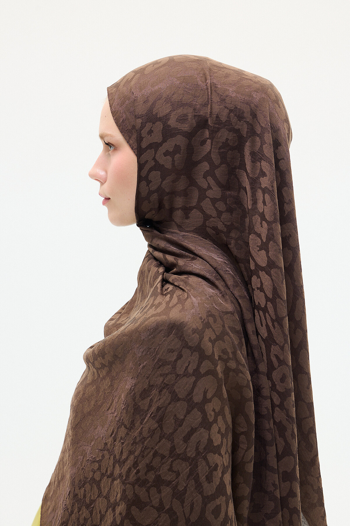 İtalyan Jakar Şal Leopar Desen - Kahve - Camellia Scarfs (1)