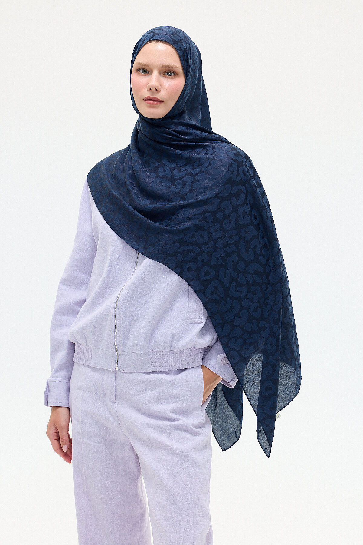 İtalyan Jakar Şal Leopar Desen - Lacivert - Camellia Scarfs