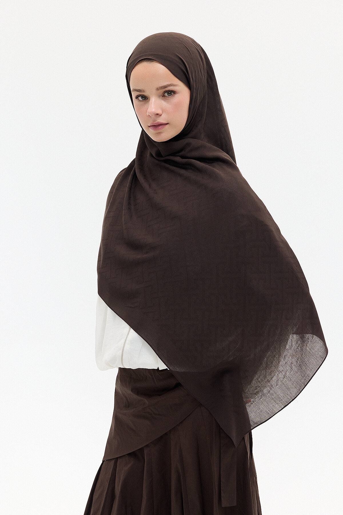Jakar Rami Şal Labirent Desen - Acı Kahve - Camellia Scarfs