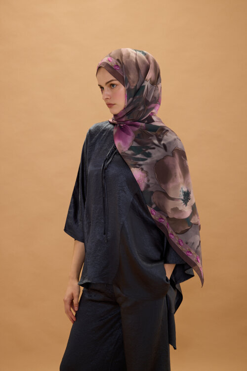 Larissa İpek Krep Şal - İncir - Camellia Scarfs (1)