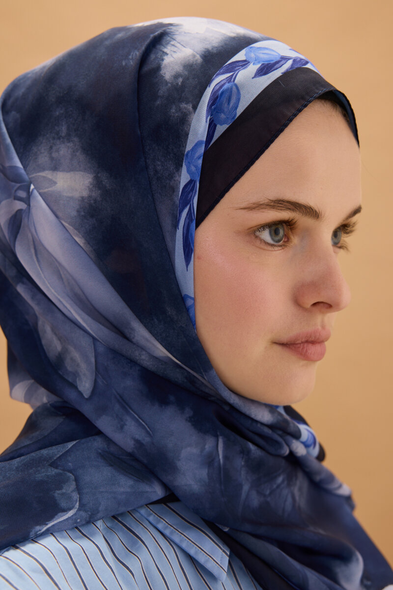 Larissa İpek Krep Şal - Lacivert - 4