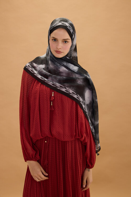 Larissa İpek Krep Şal - Siyah - Camellia Scarfs