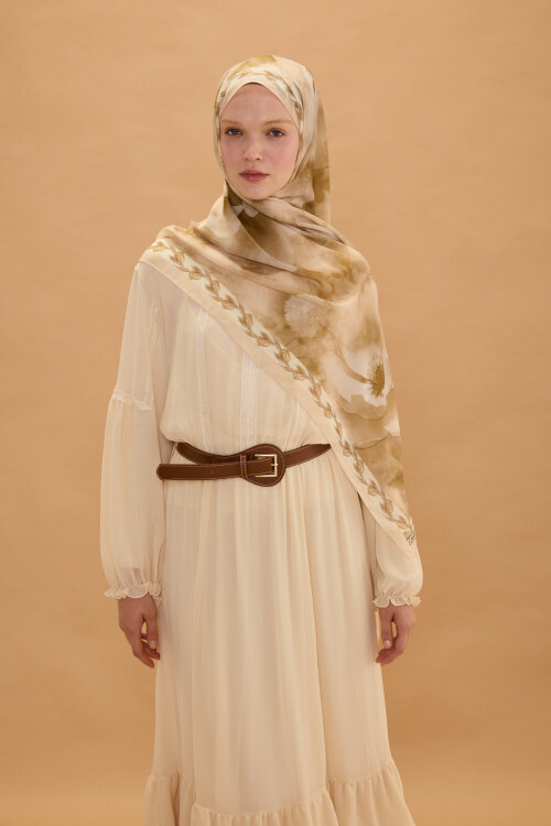 Larissa İpek Krep Şal - Tereyağ Sarısı - Camellia Scarfs