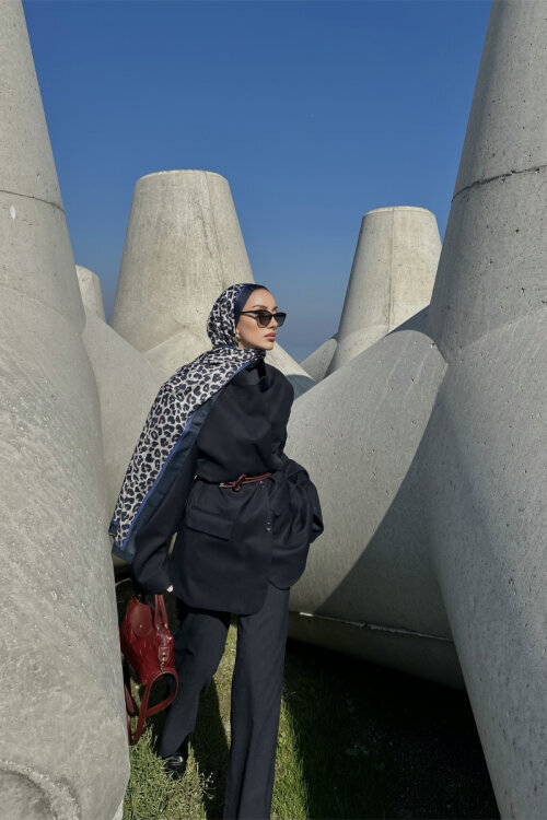 Leopar Desen Soft Şal - Lacivert - Camellia Scarfs