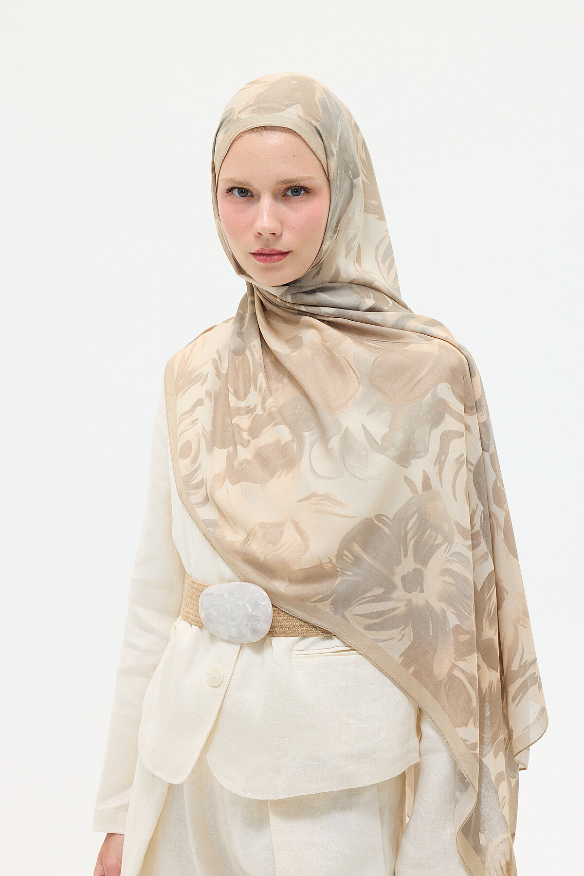 Liora Rami Şal - Kum - Camellia Scarfs (1)