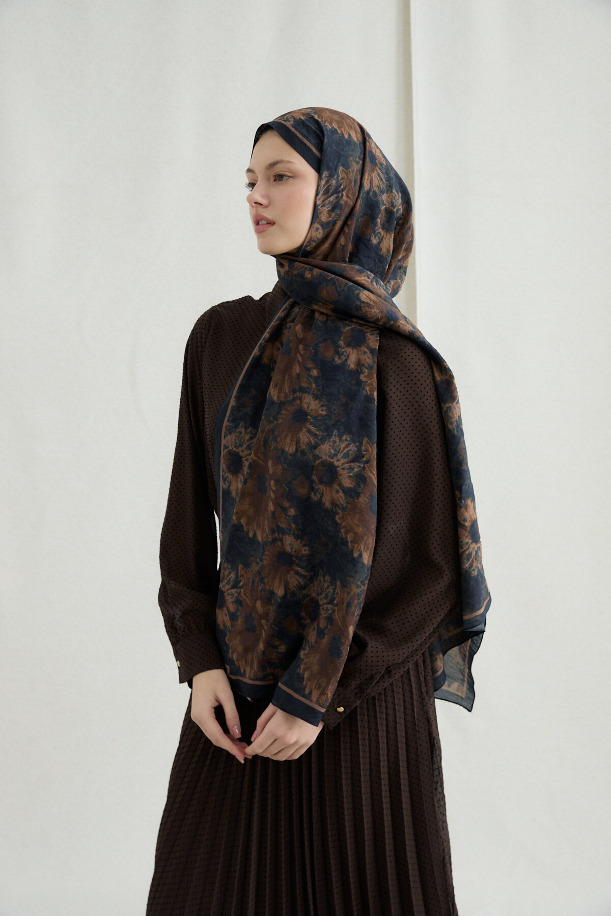 Lisa Pamuk Viskon Şal - Siyah Kahve - Camellia Scarfs (1)