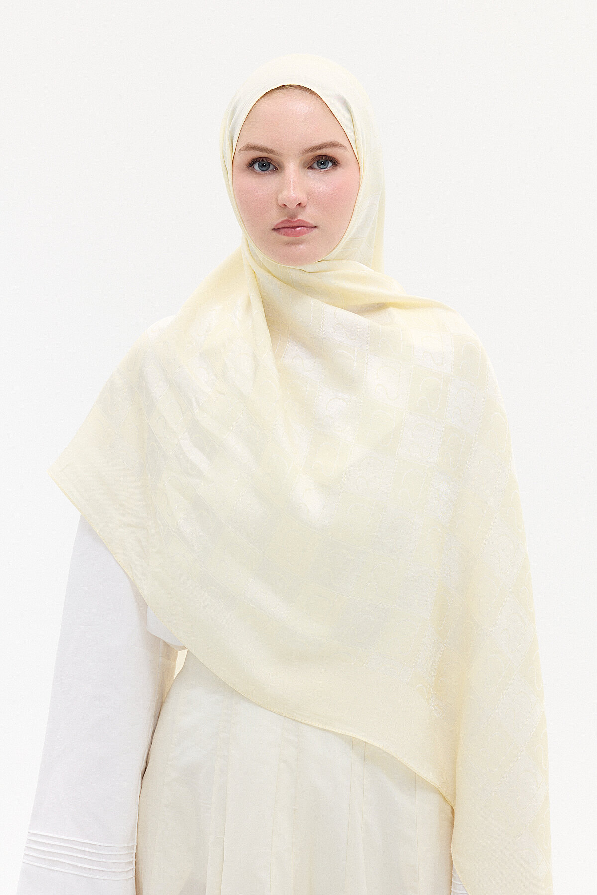 Naia Jakar Şal Monogram Desen - Ekru - Camellia Scarfs