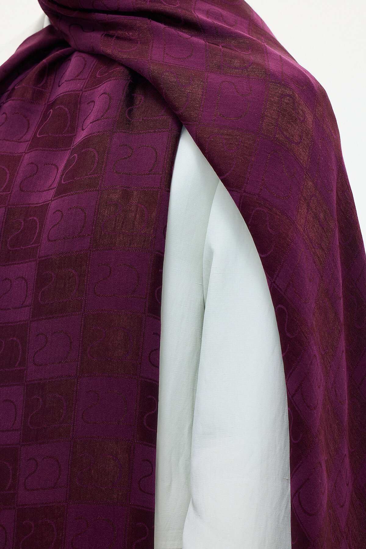 Naia Jakar Şal Monogram Desen - Mürdüm - Camellia Scarfs (1)