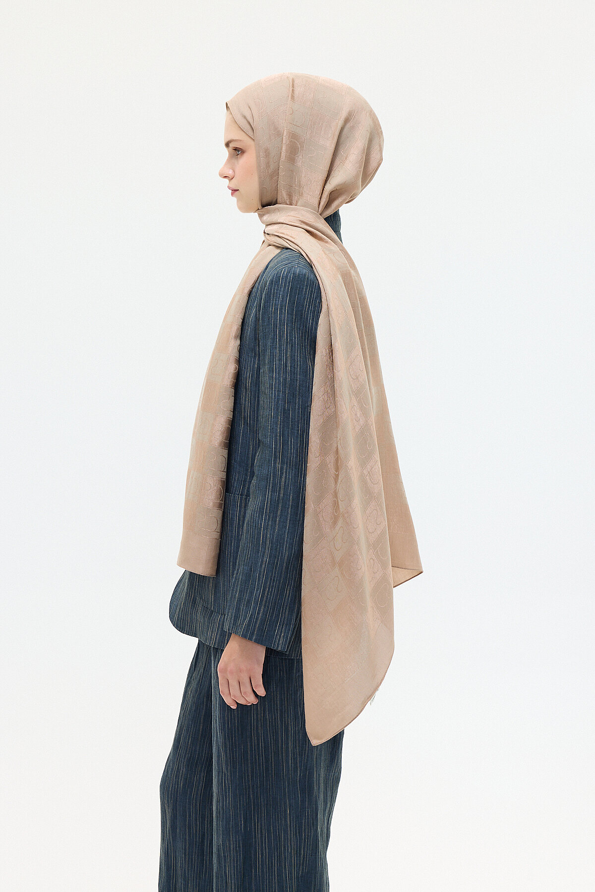 Naia Jakar Şal Monogram Desen - Vizon - Camellia Scarfs (1)
