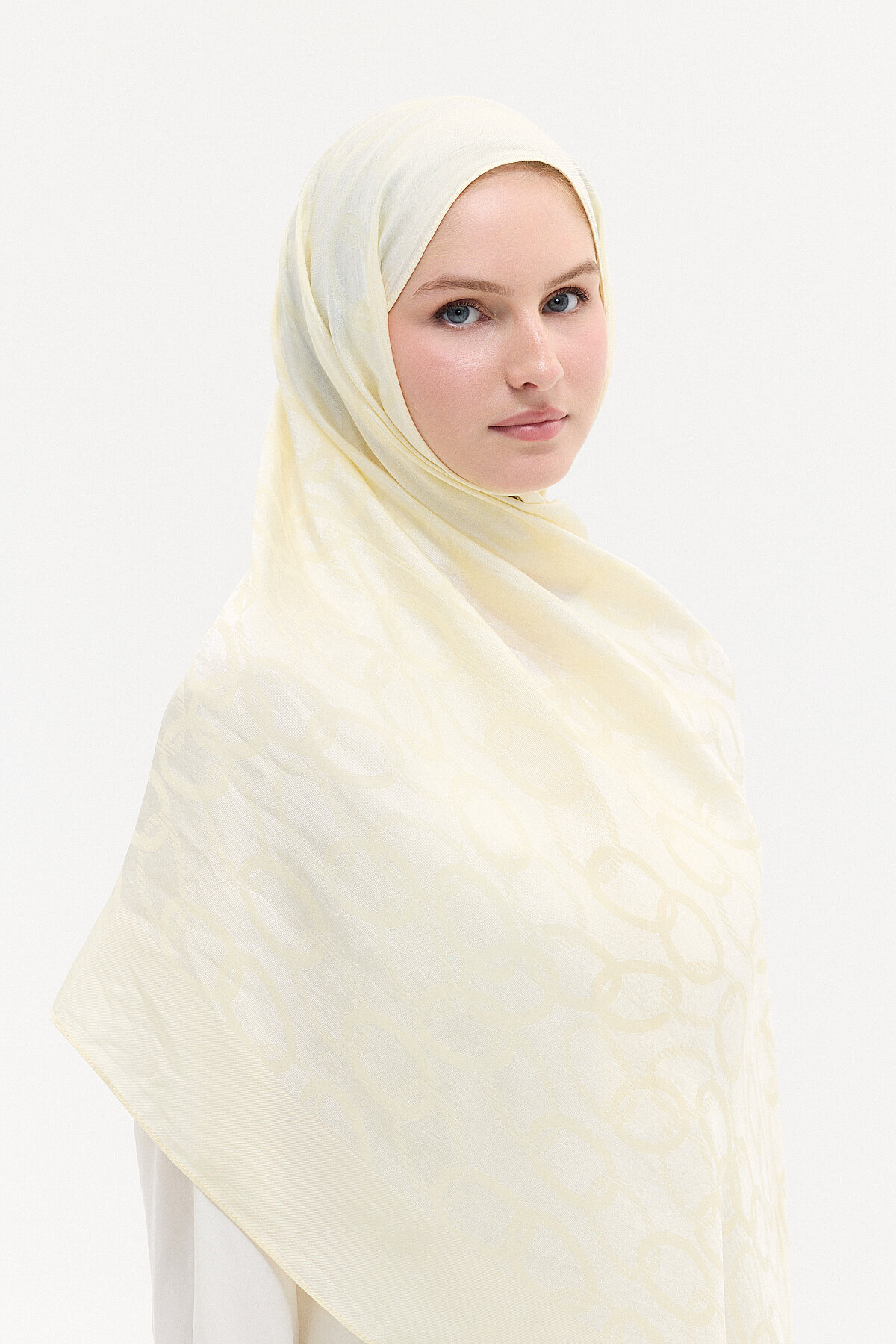 Naia Jakar Şal Zincir Desen - Ekru - Camellia Scarfs (1)