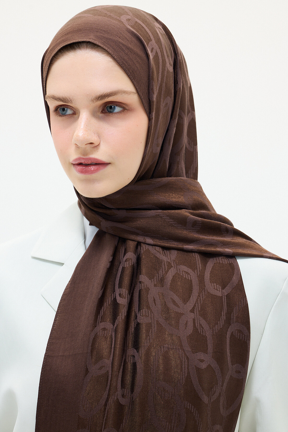 Naia Jakar Şal Zincir Desen - Kahve - Camellia Scarfs (1)