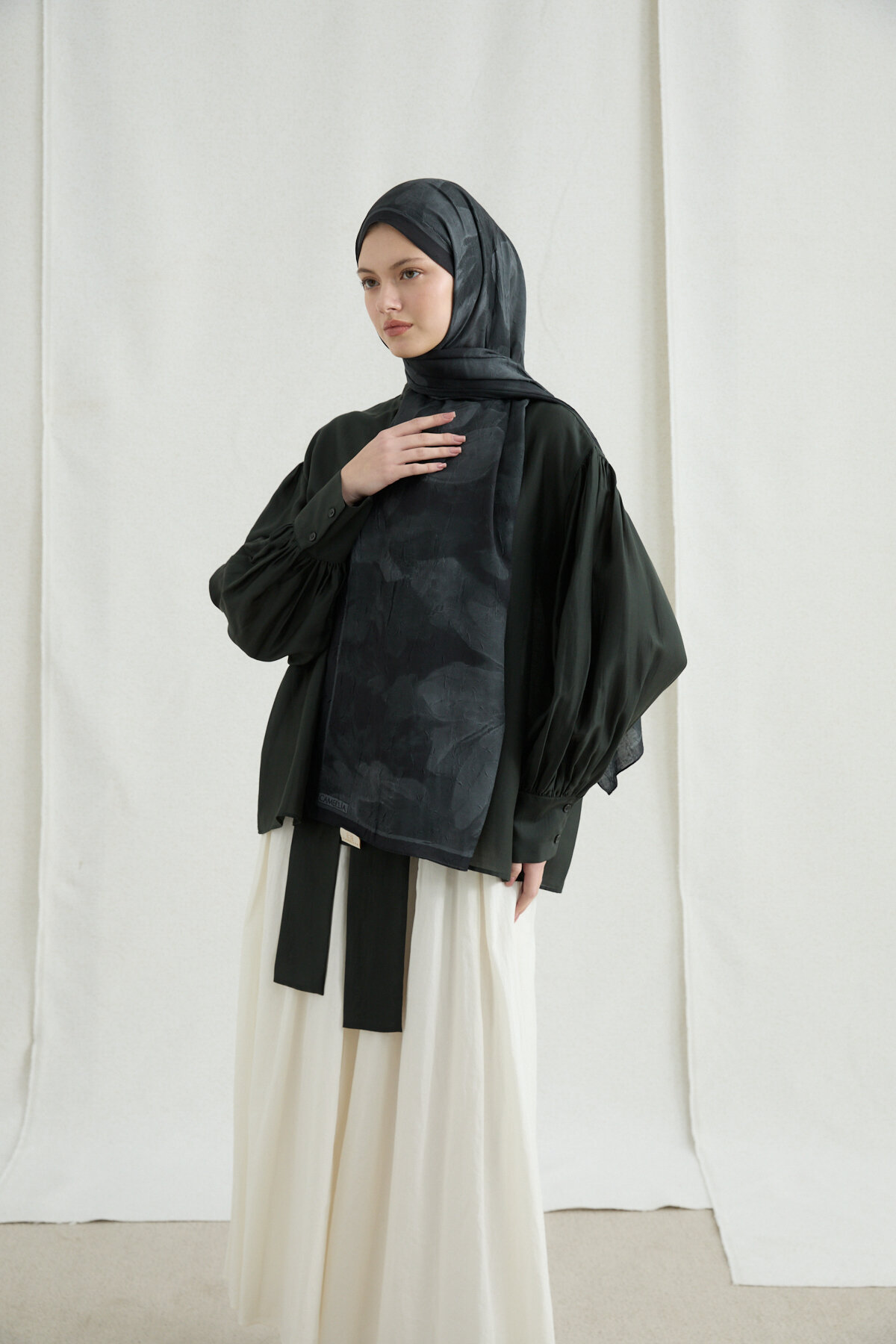 Nars Kraş Şal - Siyah - Camellia Scarfs