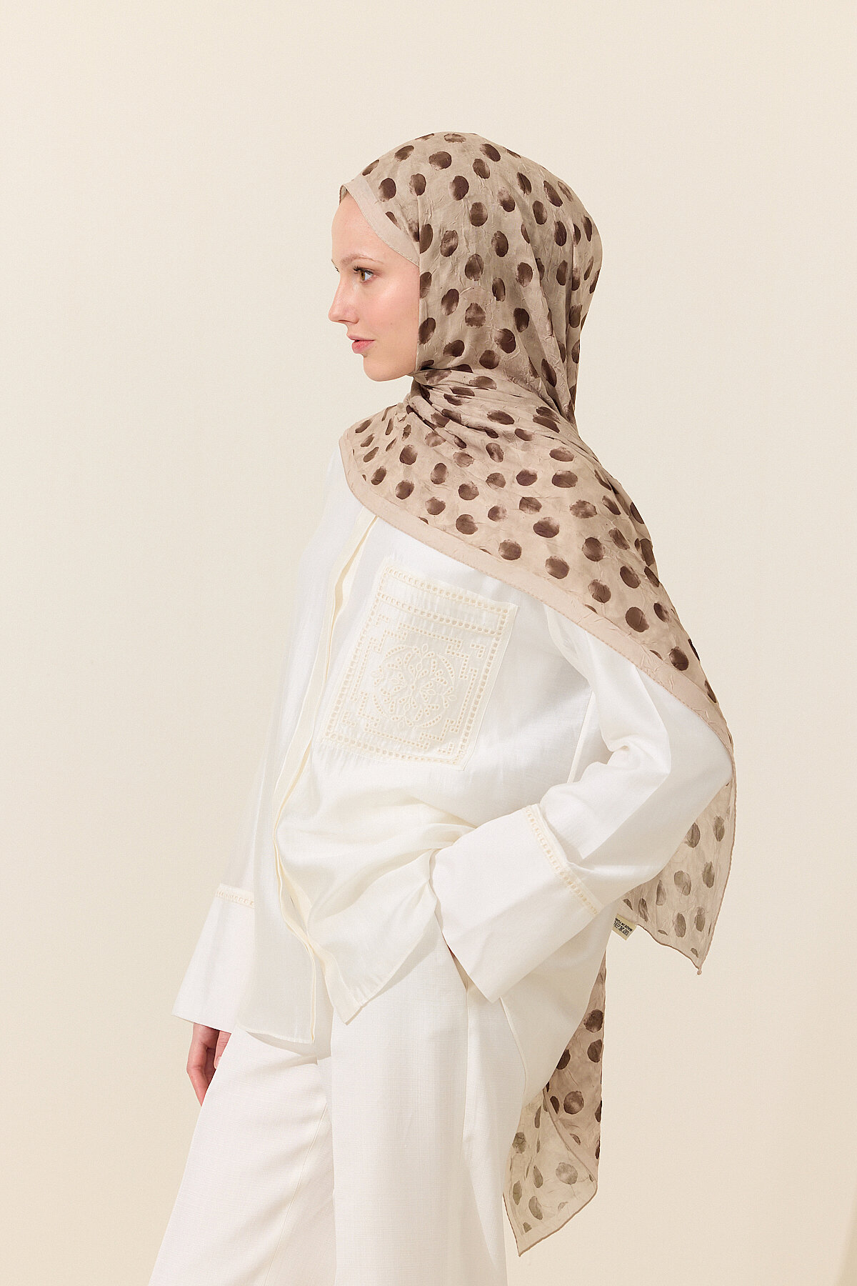 Polka Kraş Şal - Kum - Camellia Scarfs (1)
