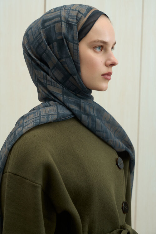 Valentina Rami Şal - Siyah Bej - Camellia Scarfs (1)