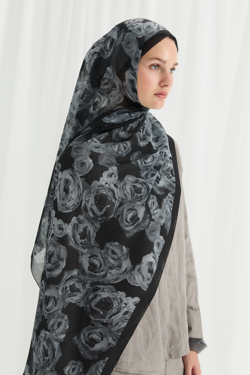 Valeria İpek Krep Şal - Siyah - 2